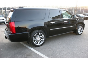 Cadillac Escalade III 