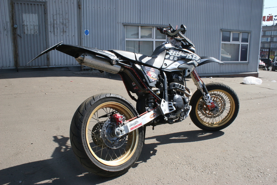 XR 400 SM
