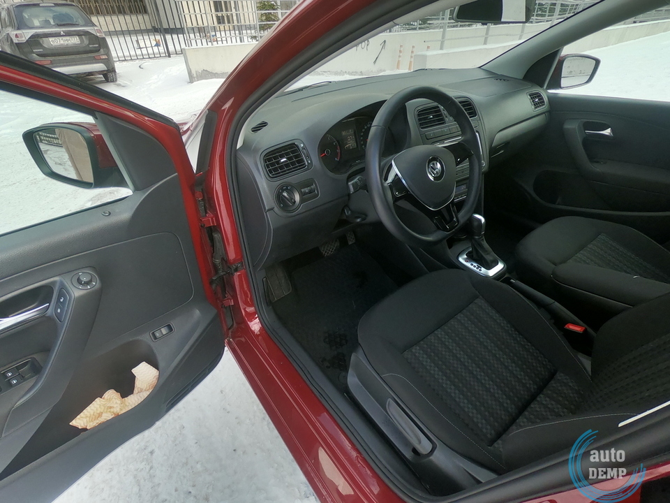 Volkswagen Polo V Рестайлинг 