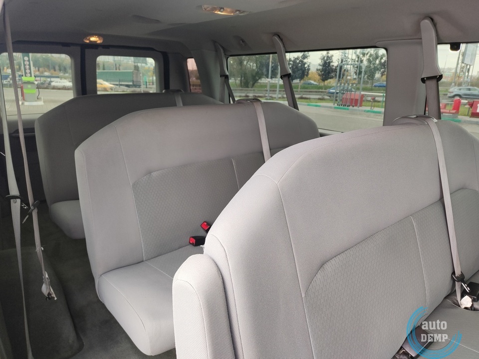 Ford Econoline IV 
