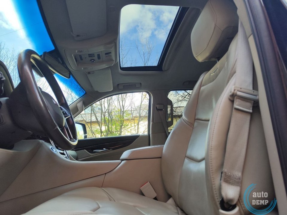 Cadillac Escalade IV 