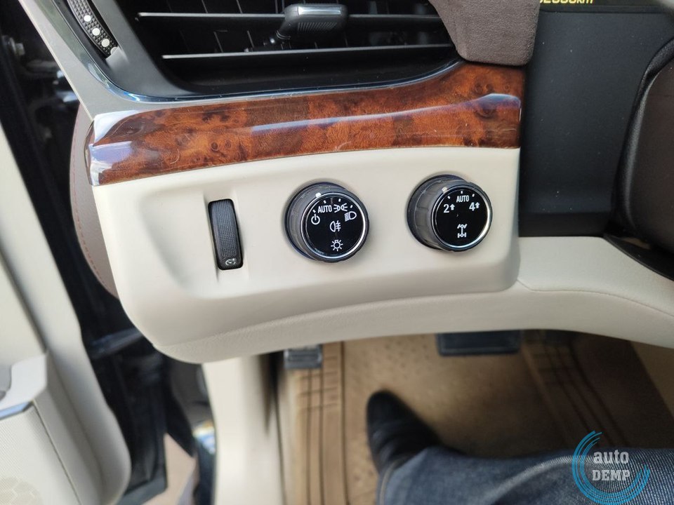 Cadillac Escalade IV 