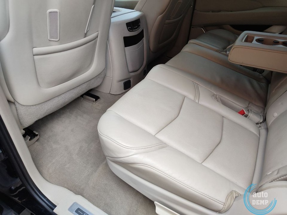Cadillac Escalade IV 
